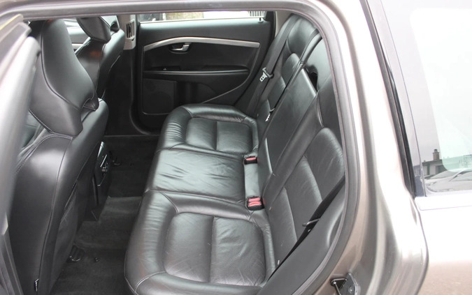 Volvo V70 cena 33900 przebieg: 244321, rok produkcji 2009 z Ślesin małe 497